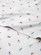 Komplet pościeli King Christmas Tree - Świąteczny wzór Xmas na lnie - Głębokie kieszenie - Dopasowany krój - 4 części - Bez zagnieceń - Wygodna i chłodząca świąteczna pościel zimowa - Łatwa w pielęgnacji - Przyjazna dzieciom