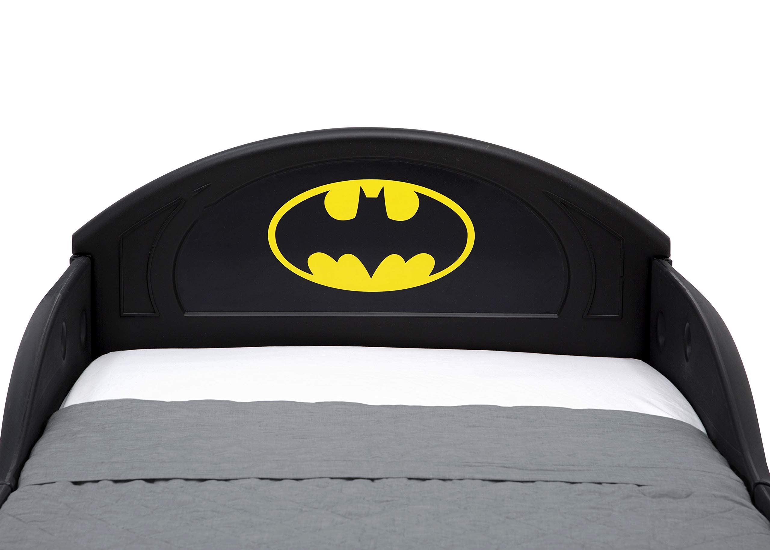 Lit pour tout-petit de luxe DC Comics Batman Batmobile avec barrières de protection attachées