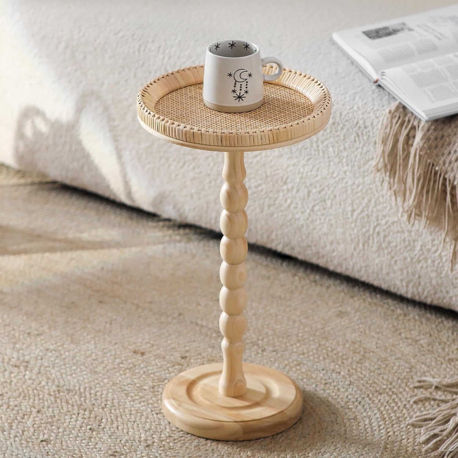 Rattan Small Side Table, Round Drink Table for Small Spaces, Boho Accent End Table with Solid Wood Leg for Living Room, Nightstand Table for Bedroom, Corners