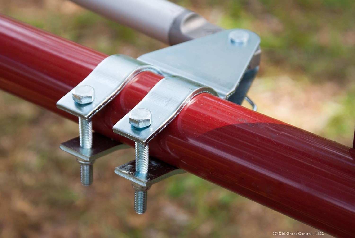 Ghost Controls TDS2XP Heavy-Duty Solar Dual Automatic Gate Opener Kit for Swing Gates Up to 20 Feet