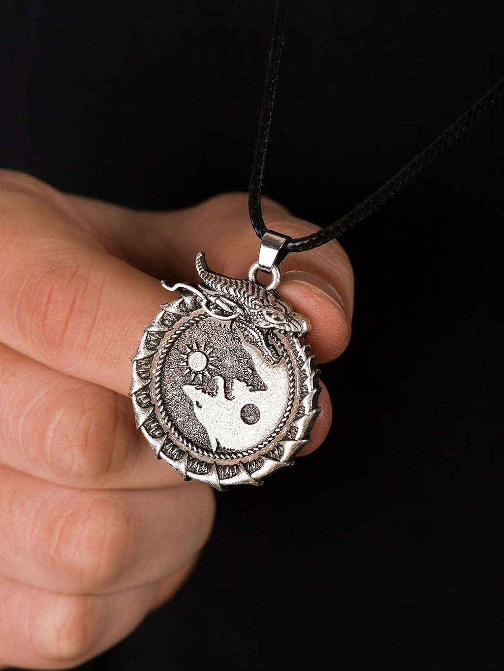 HAQUIL Viking Necklace, Skoll Hati Wolf Pendant, Viking Jewelry Gift for Men and Women