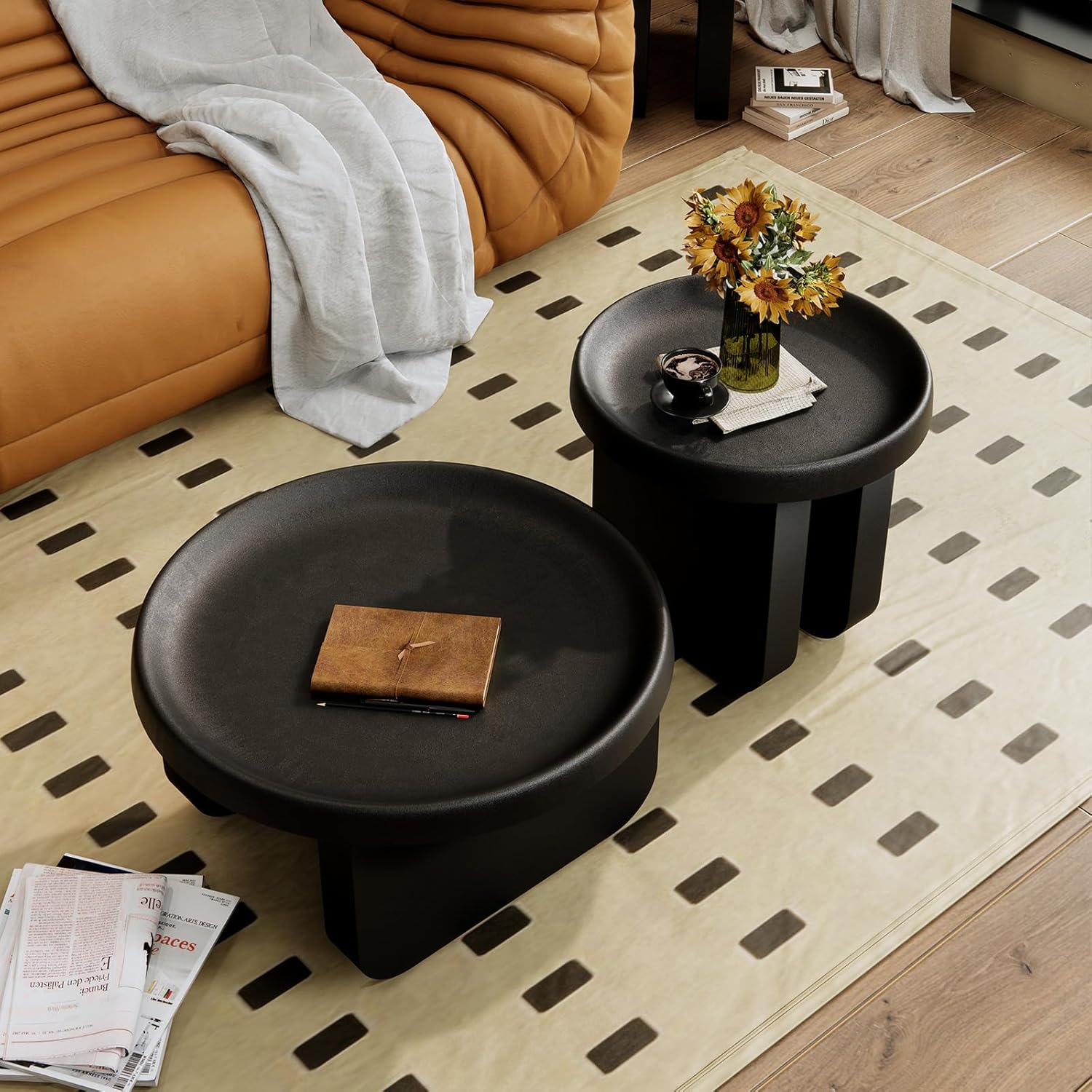 Round Side Table, Modern end Table,Metal Accent Table,Small Coffee Table,Unique Circle Accent Table for Living Room,Bedroom (Black, Small Circle：19.3 x 19.7（in）)
