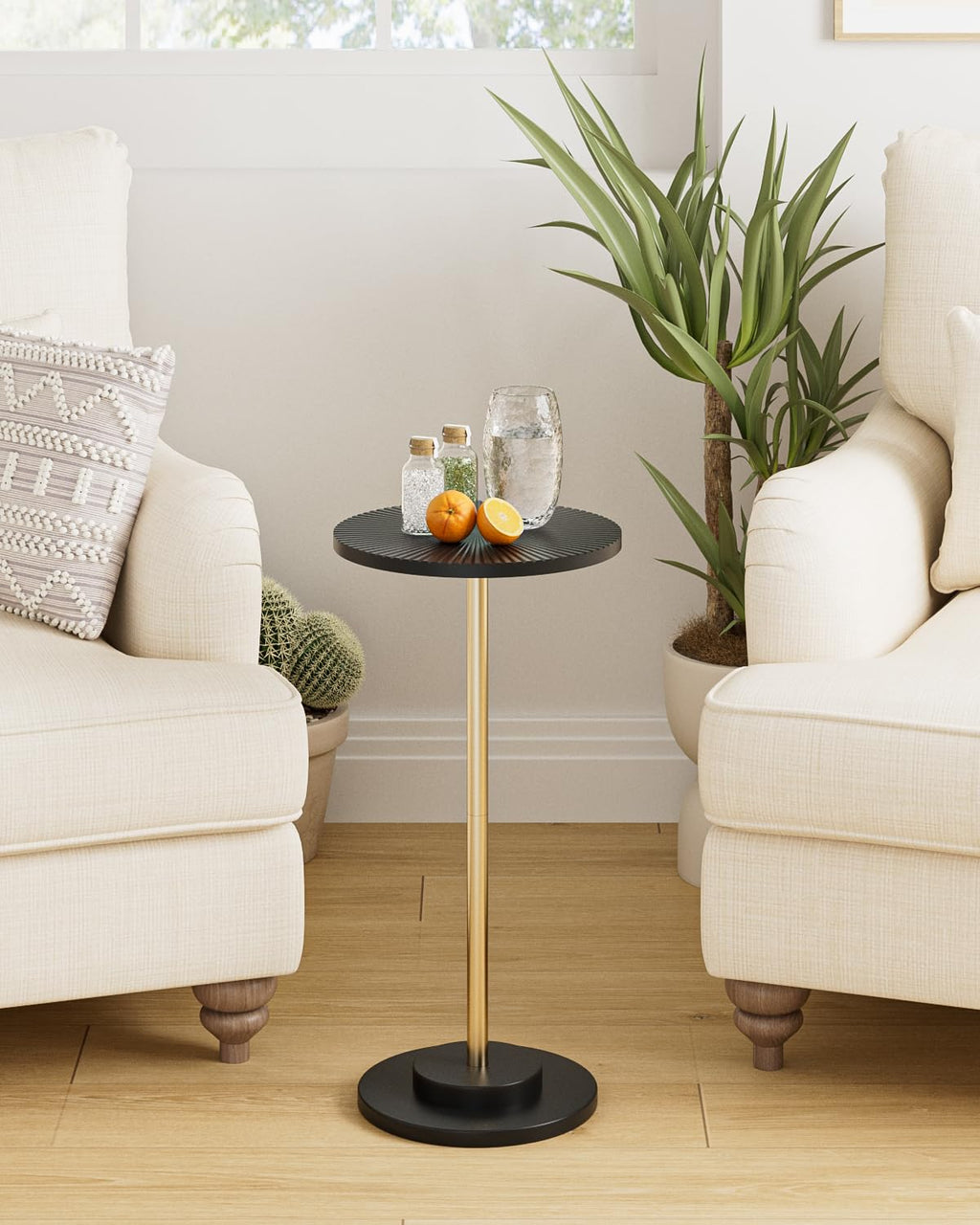 Round Side Table, Small Drink Table for Small Spaces, Modern Accent End Table Coffee Table with Metal Leg for Living Room, Bedroom, Corners, and Office (Gold)