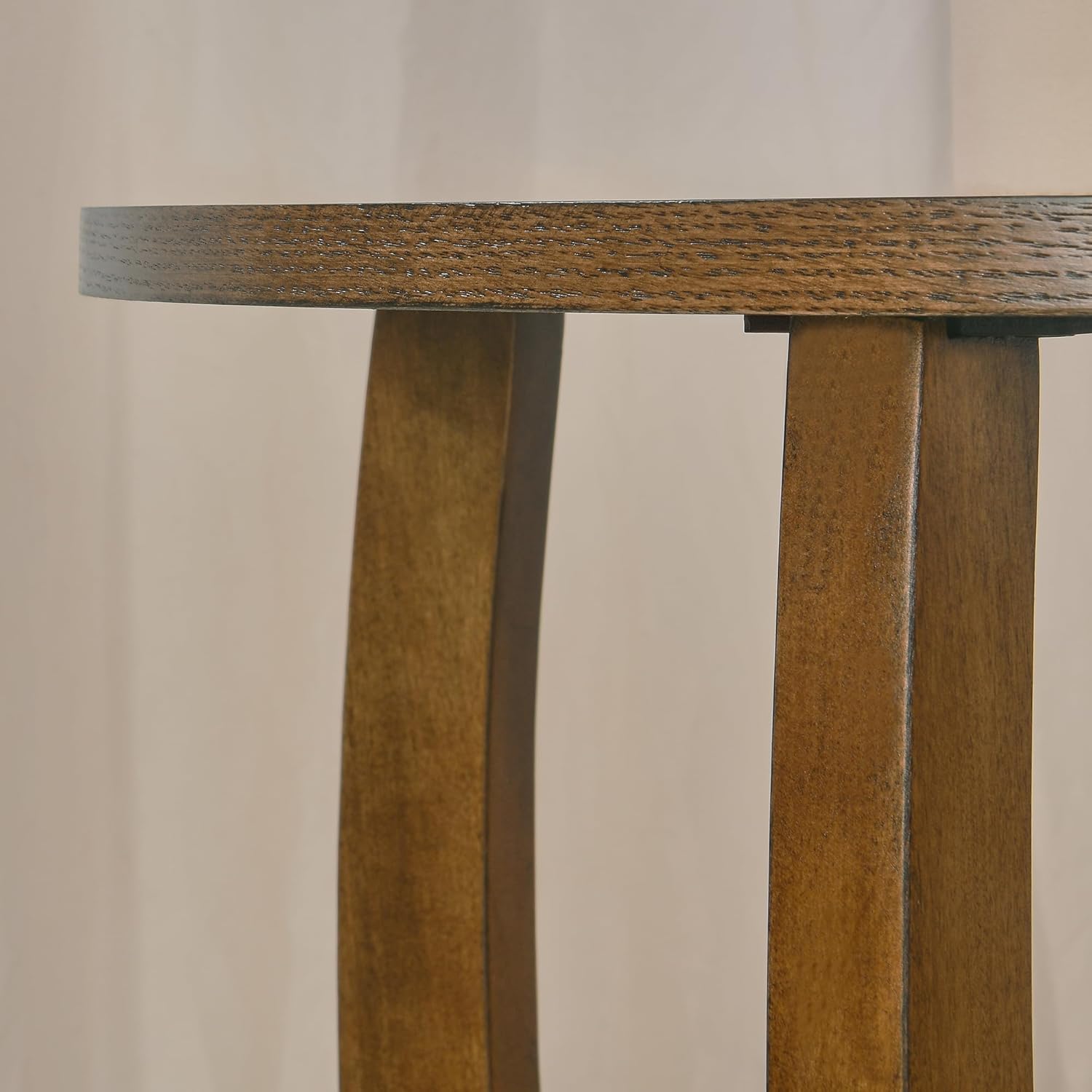 Solid Wood Round End Table with Splicing Top, Farmhouse Sofa Side Table, Beside Corner Table, Large Telephone Table for Living Room, Bedroom, 23.6" Dia x 21.7"H , Easy Assembly, Rustic Brown CJZ3223