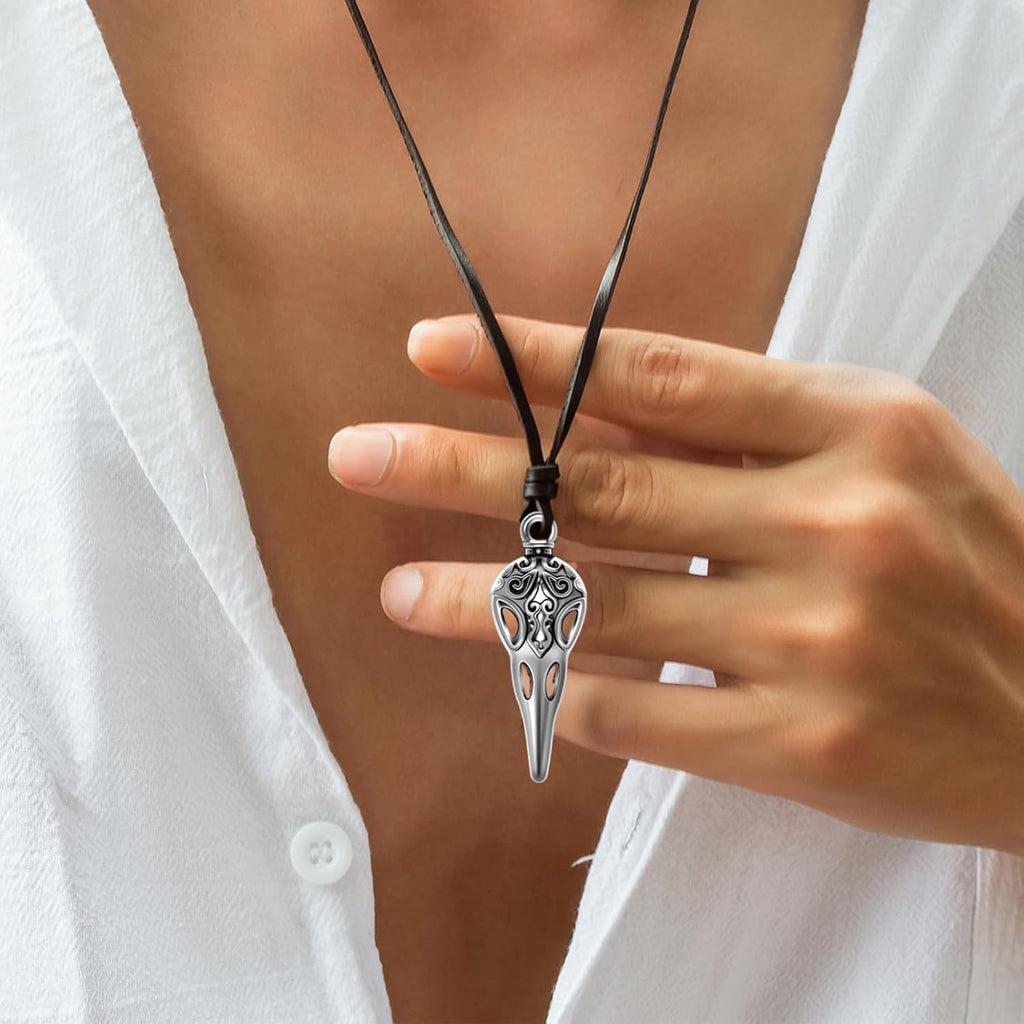 50Pcs Alloy Raven Skull Charms Bird Head Skeleton Charms Crow Beak Bird Skull Charm Eagle Skull Pendant Charm For Halloween Witch Pagan Necklace Earring Jewelry Making Crafting