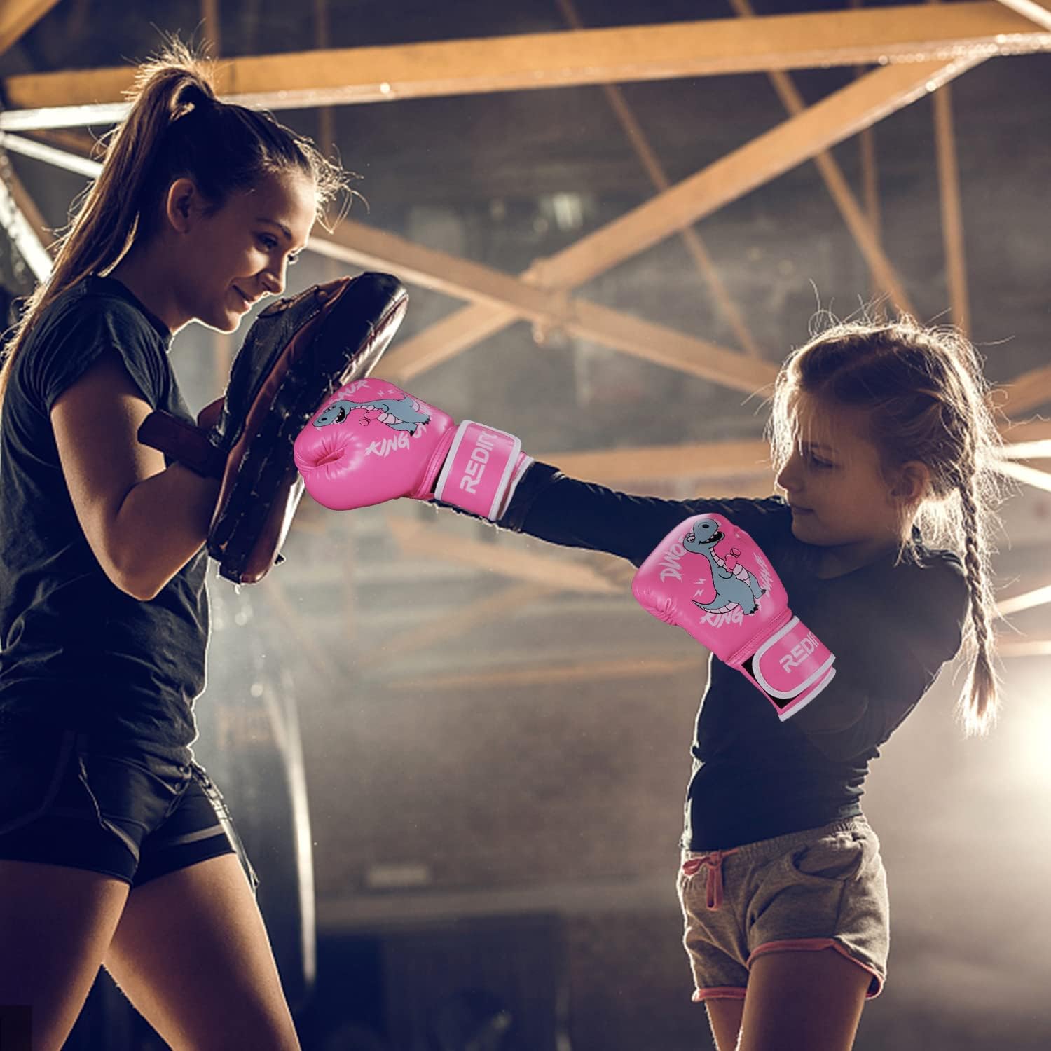 Kids Boxing Gloves for Boys and Girls, Youth Boxing Training Gloves for Kids 3-15, 4&6OZ Punching Bag Kickboxing Thai Mitts MMA Training Sparring Gloves