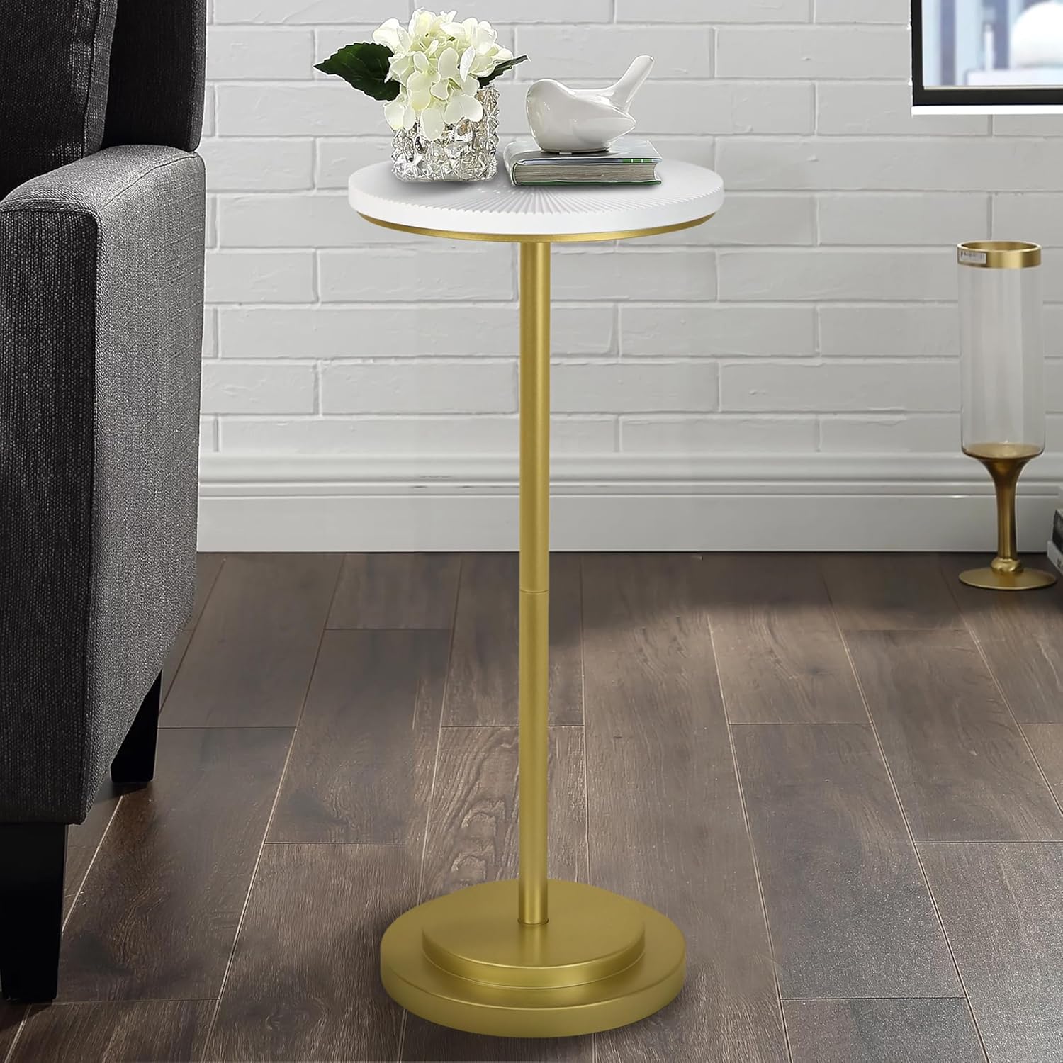 Drink Table, Carved Table Top Small Pdestal Martini SideTable for Living Room, Bedroom, Modern, Weighted Base, White and Gold