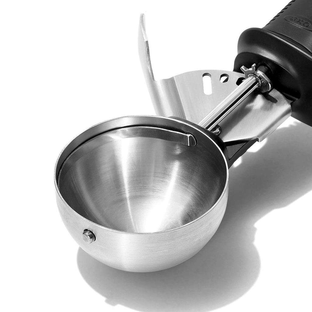 OXO Good Grips Classic Ice Cream Scoop,Black