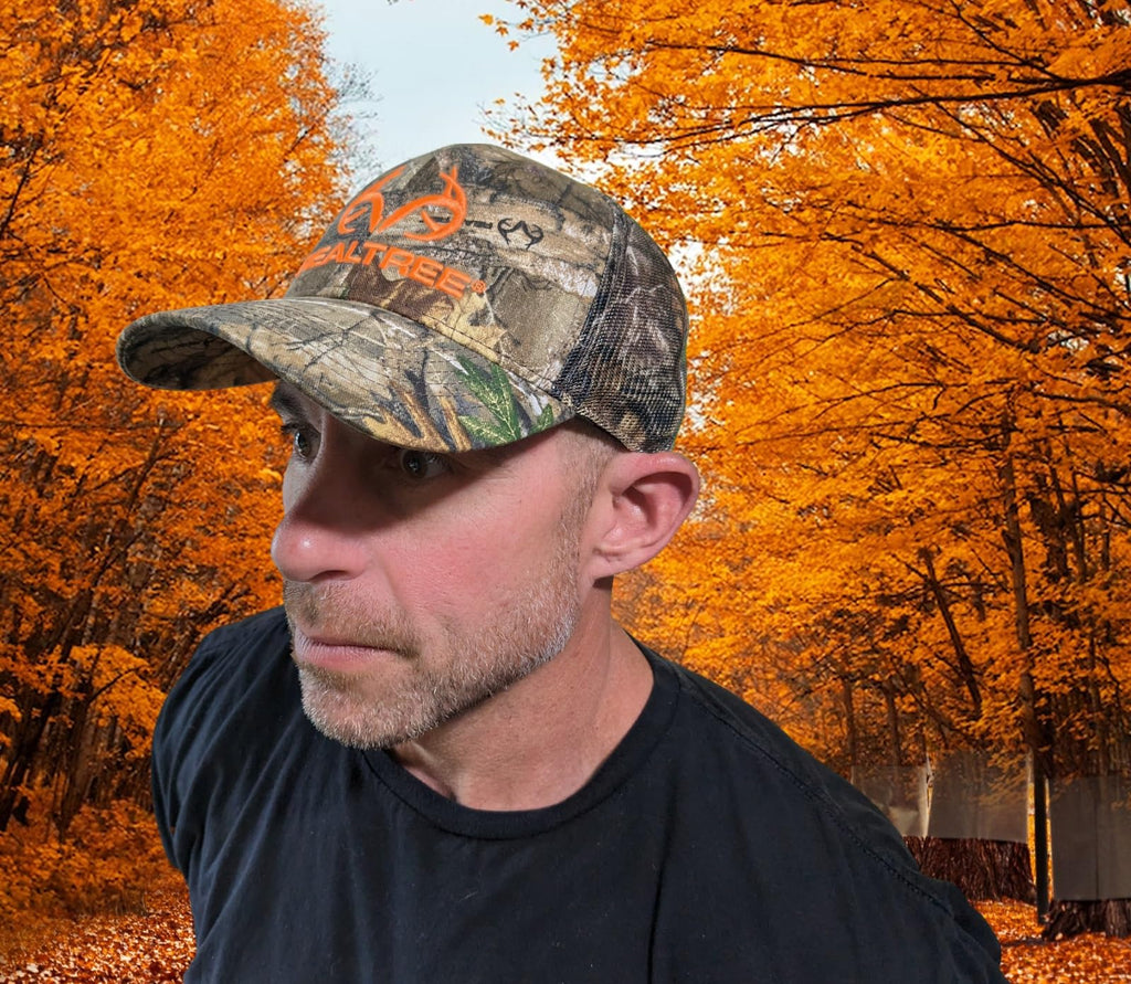 Realtree Edge Blaze Logo Camo Mesh Trucker Cap Hat Snapback svedtransporterende bånd Lav-mellem profil Struktureret forbuet skygge Camouflage kasket