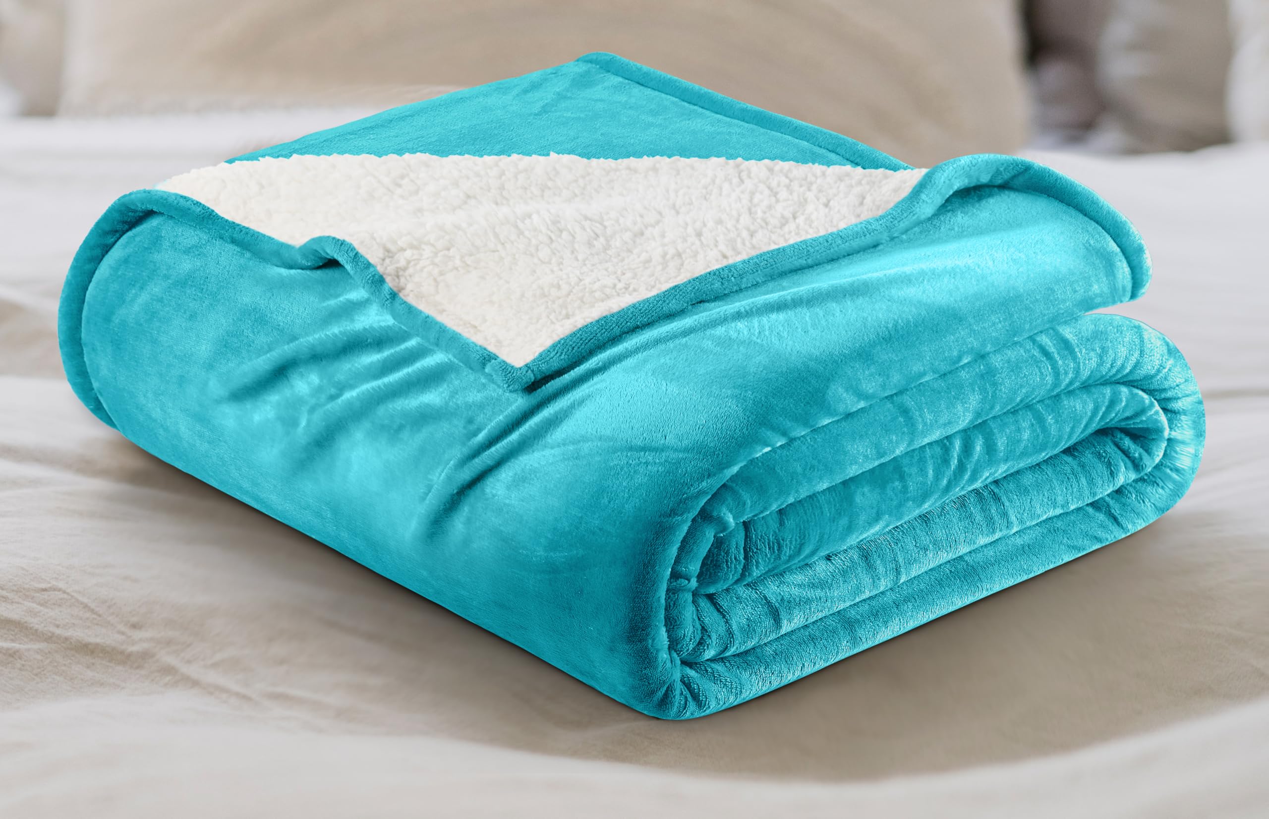 Utopia Bedding Sherpa Blanket Queen Size (Plum, 90x90 Inches) - Soft Lightweight Plush Fleece Reversible Blanket for Bed, Sofa, Couch, Camping and Travel