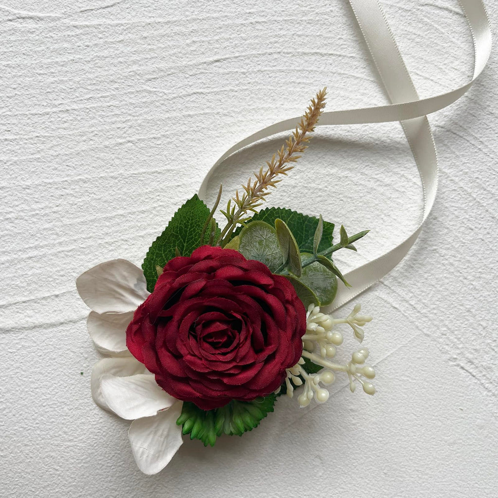 MAFELOE Artificial Wrist Corsage Boutonniere Set for Groom Bride Groomsmen Bridesmaids, Corsage Wristband Men Boutonniere Wedding Party Prom Suit Decorations - Burgundy 2Pcs