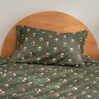 Zestaw pościeli Berkshire Blanket Peanuts® dla dzieci, rozmiar pełny - 4 części, Peanuts® mini pozy i łapy szare, urocze postacie Snoopy nadrukowane na miękkich mikrofibrowych prześcieradłach