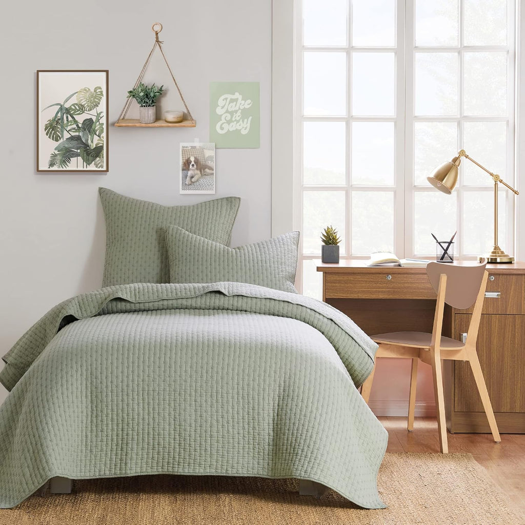 ست لحاف تاوپ دوخت ضربدری لووتکس هوم - لحاف کینگ/کال کینگ + دو روبالشی کینگ - طرح دوخت ضربدری - اندازه لحاف (106x92 اینچ) و اندازه روبالشی (36x20 اینچ) - قابل استفاده دو طرفه - پارچه پنبه‌ای