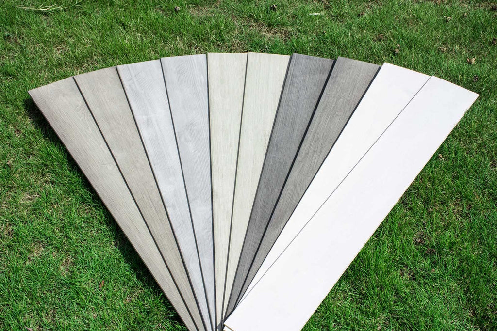 Luxdecor 本物の木製ウォールプランク 壁用 - ホワイトシップラップボード 5インチ ピールアンドスティックシップラップボード 10枚セット 壁用シップラッププランクボード 12.5平方フィート