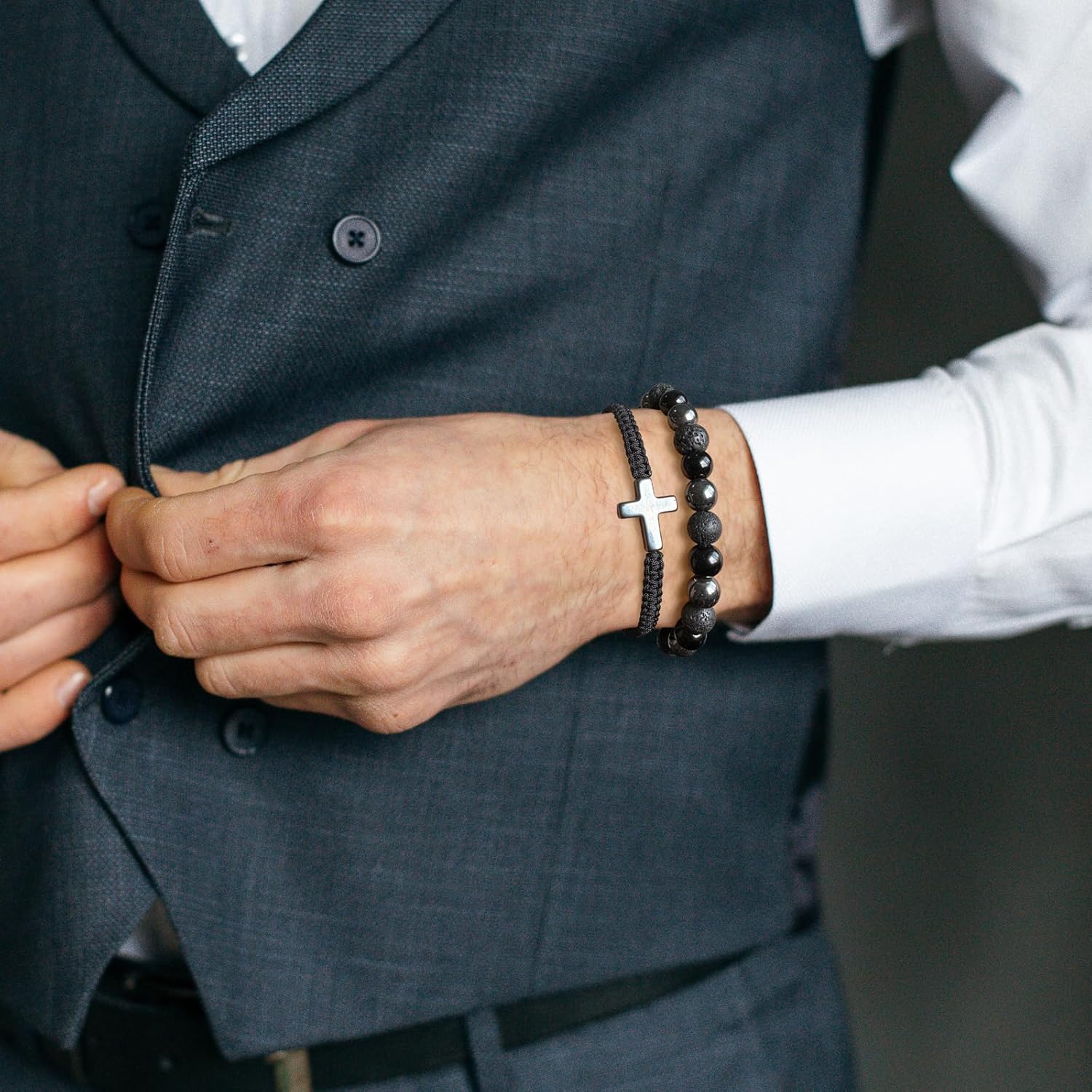 2 pcs Cross Beaded Bracelets for Men,8mm Black Obsidian Tiger eyes Hematite Mens Triple Protection Bracelet Set Fathers Day Birthday Jewelry Gifts