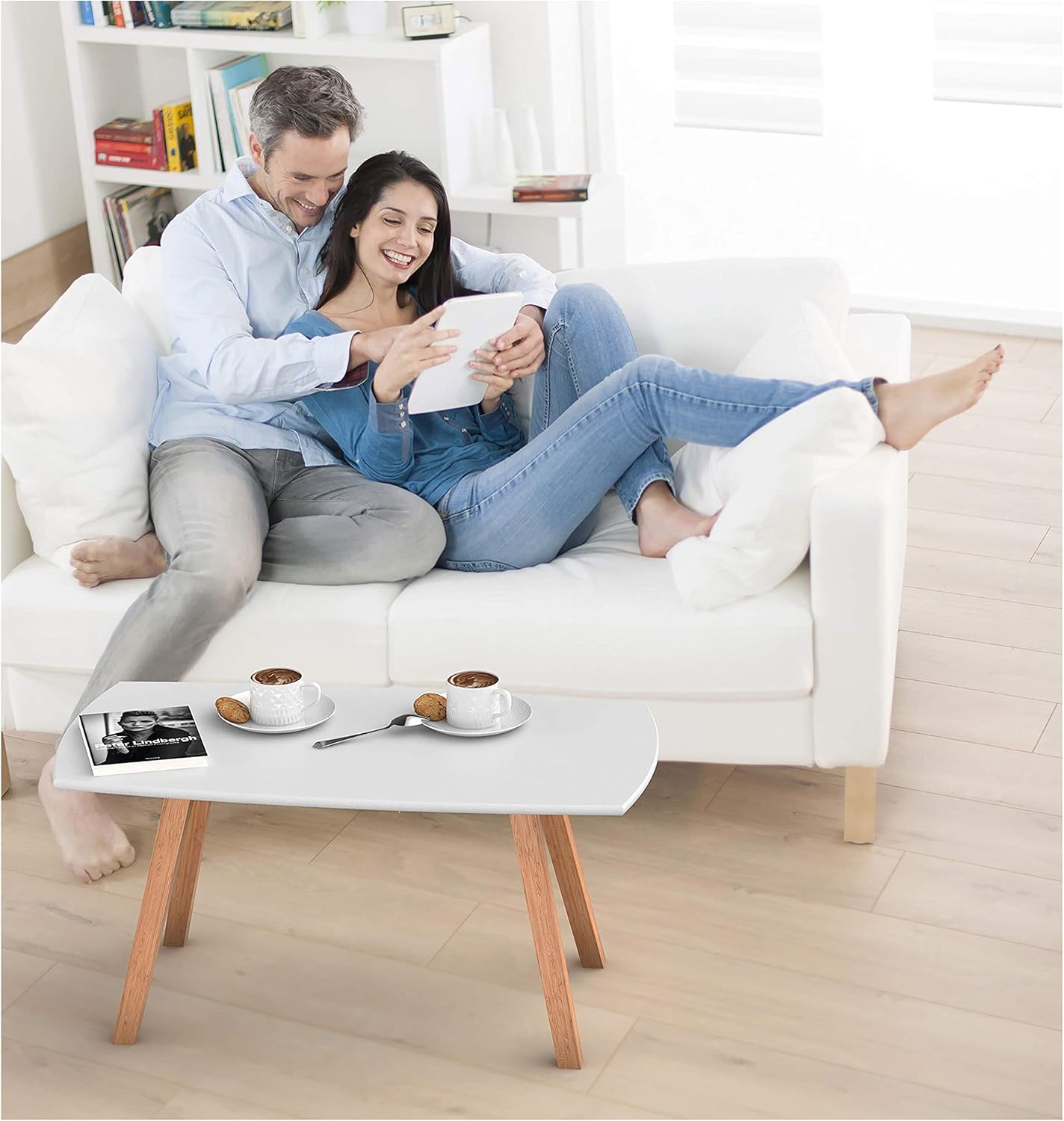 bonVIVO Small Coffee Table - Franz Designer Low Table w/Wooden Bamboo Frame for Sitting, Storage and Living Room Furniture for Men and Women - White