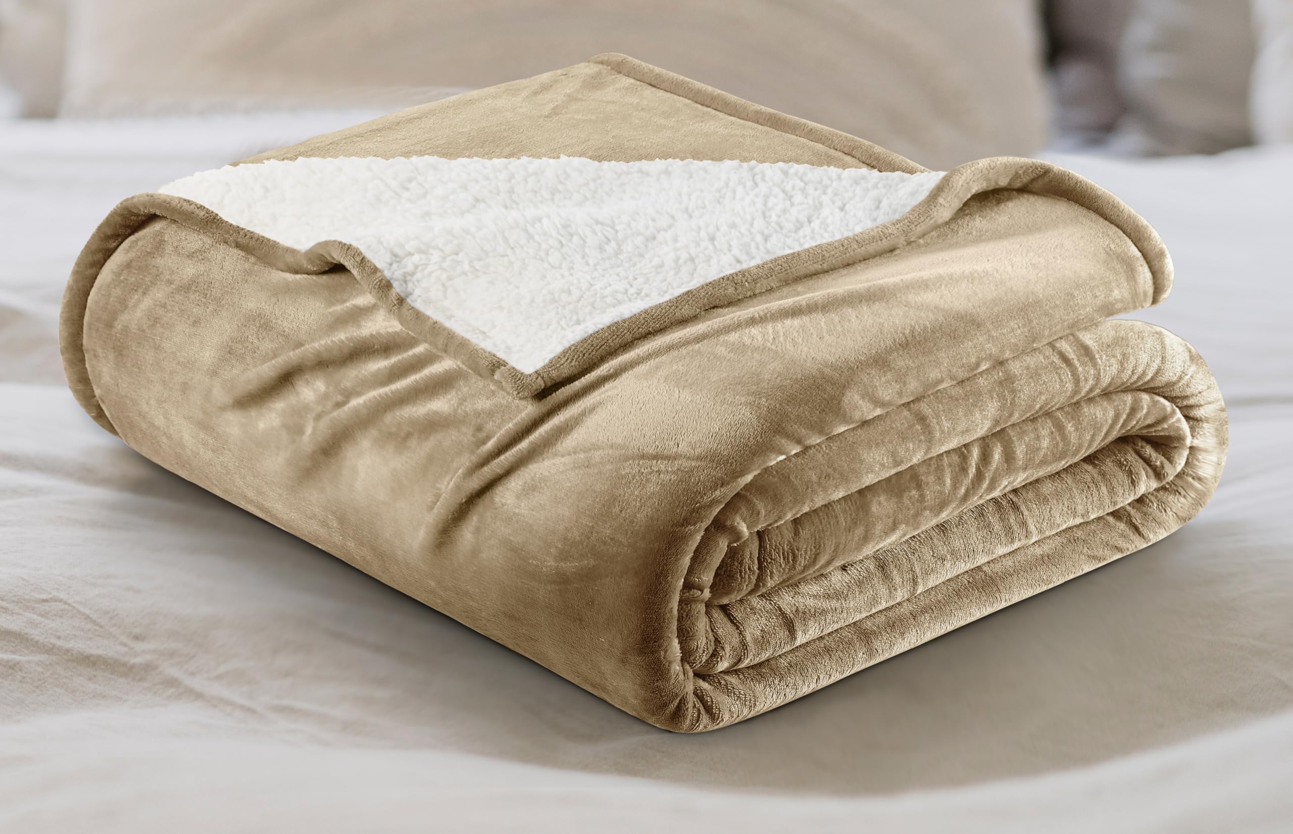 Utopia Bedding Sherpa Blanket Queen Size (Plum, 90x90 Inches) - Soft Lightweight Plush Fleece Reversible Blanket for Bed, Sofa, Couch, Camping and Travel