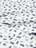 Komplet pościeli King Christmas Tree - Świąteczny wzór Xmas na lnie - Głębokie kieszenie - Dopasowany krój - 4 części - Bez zagnieceń - Wygodna i chłodząca świąteczna pościel zimowa - Łatwa w pielęgnacji - Przyjazna dzieciom