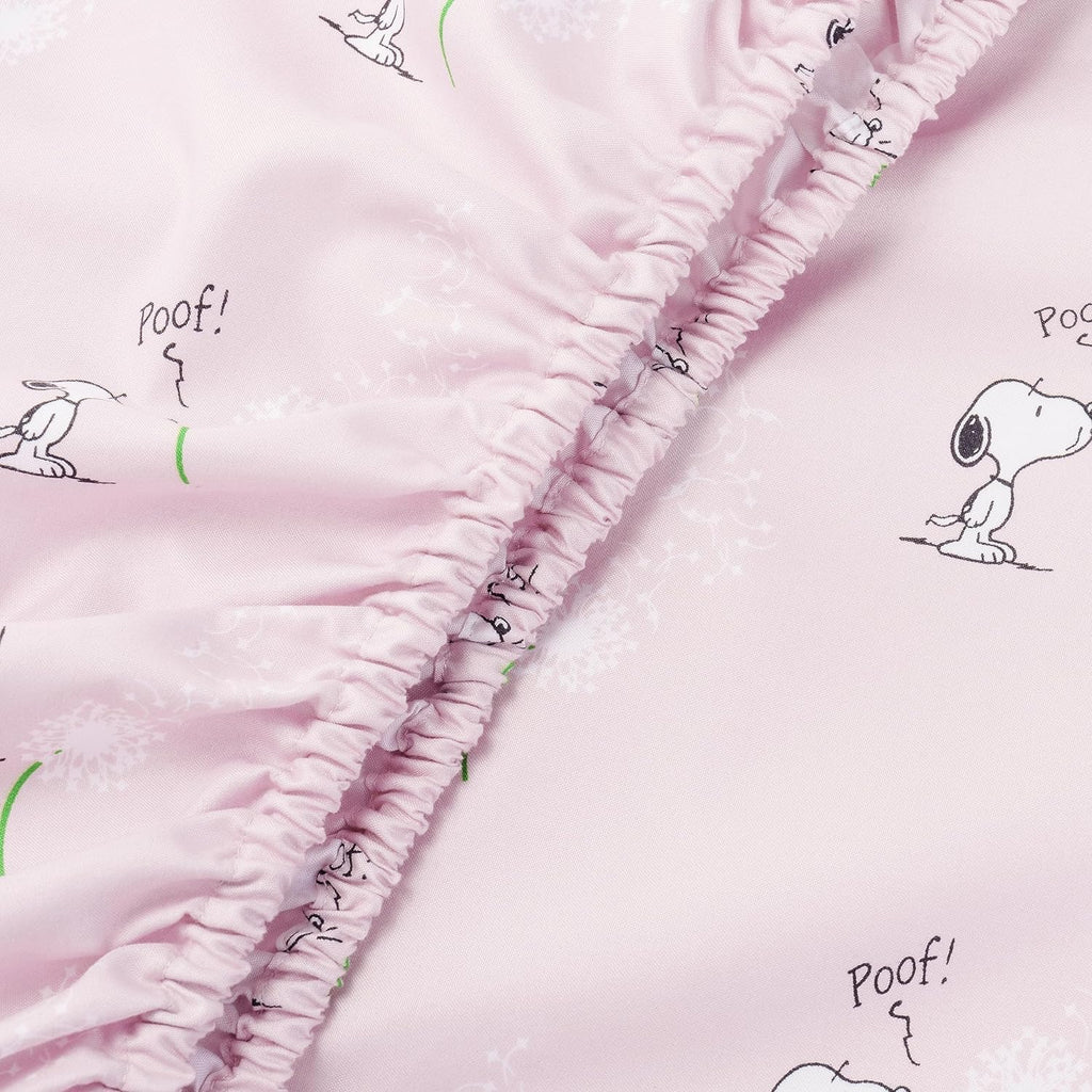 Zestaw pościeli Berkshire Blanket Peanuts® dla dzieci, rozmiar pełny - 4 części, Peanuts® mini pozy i łapy szare, urocze postacie Snoopy nadrukowane na miękkich mikrofibrowych prześcieradłach