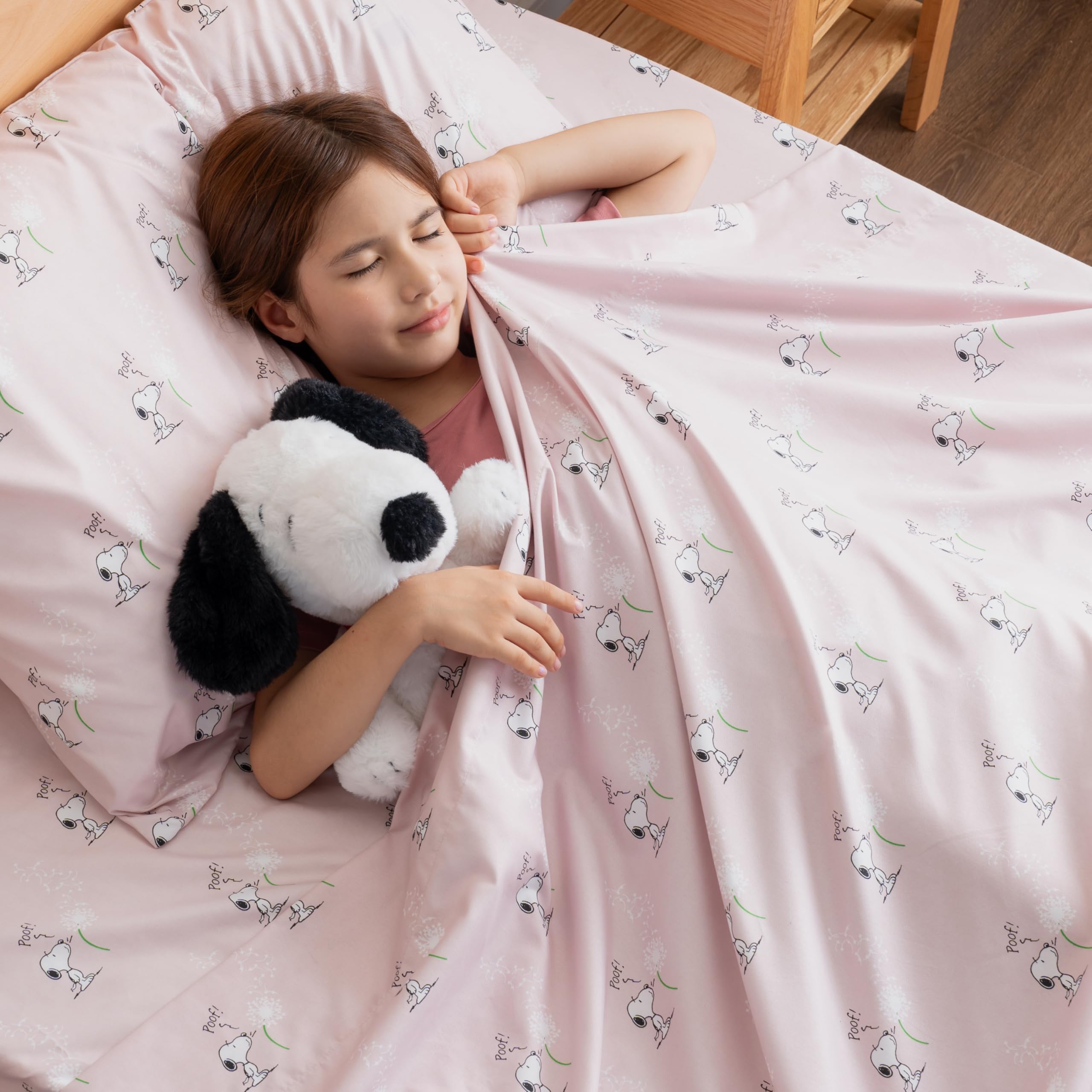 Zestaw pościeli Berkshire Blanket Peanuts® dla dzieci, rozmiar pełny - 4 części, Peanuts® mini pozy i łapy szare, urocze postacie Snoopy nadrukowane na miękkich mikrofibrowych prześcieradłach