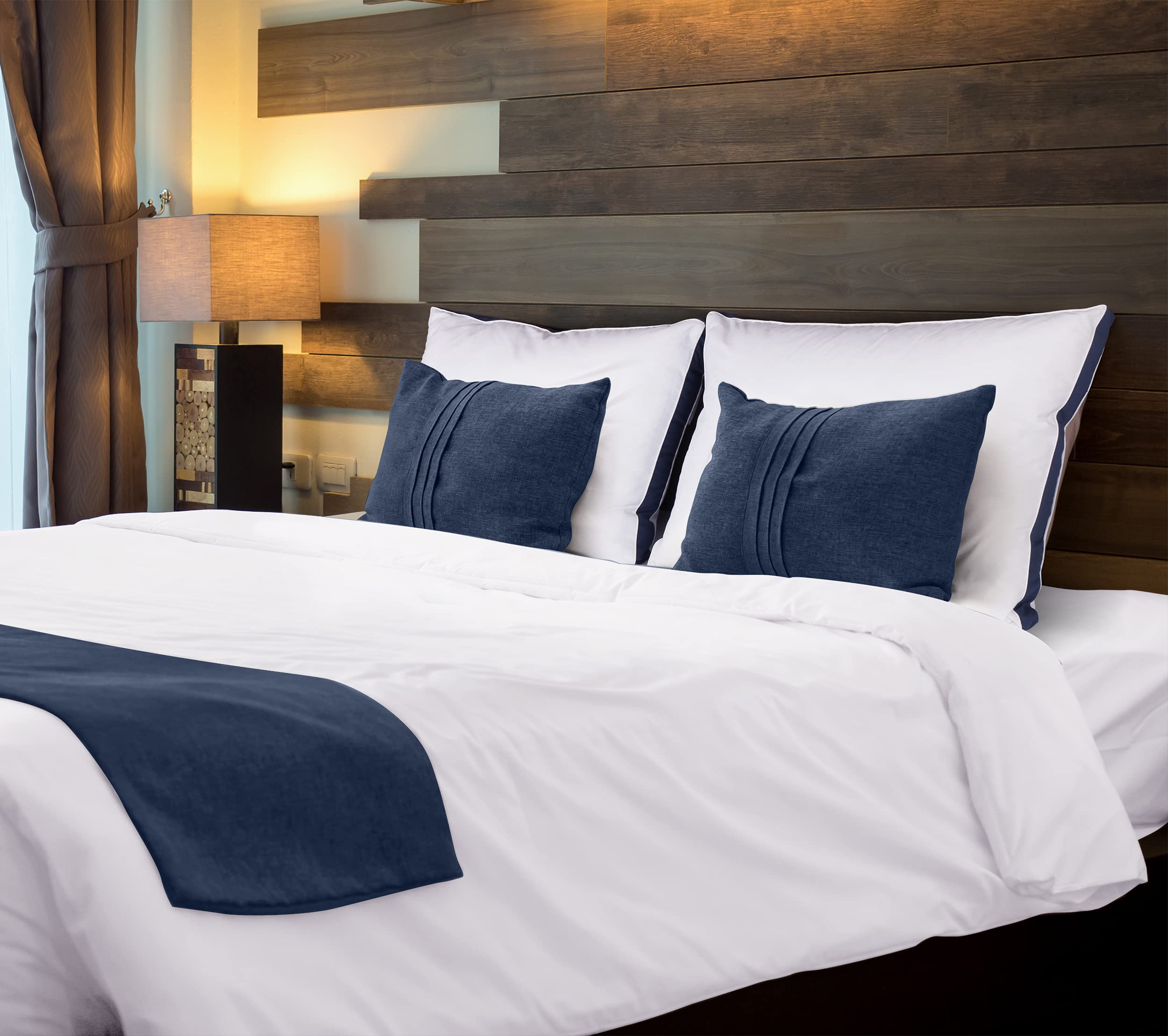 Utopia Bedding Bed Pillows for Sleeping Queen Size (White), Set of 2, Cooling Hotel Quality, Gusseted Pillow for Back, Stomach or Side Sleepers