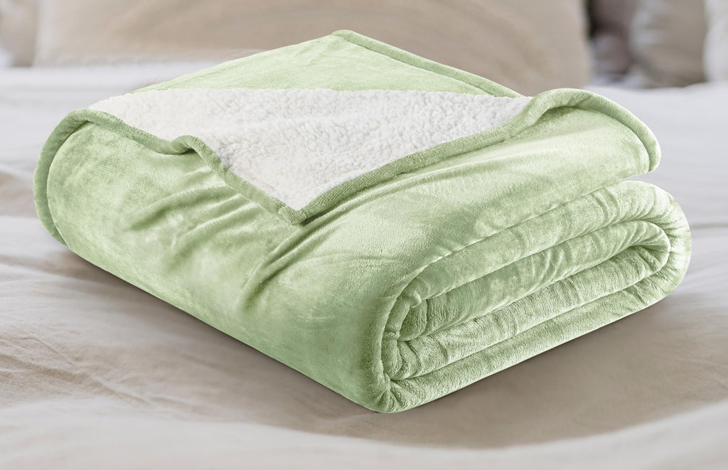 Utopia Bedding Sherpa Blanket Queen Size (Plum, 90x90 Inches) - Soft Lightweight Plush Fleece Reversible Blanket for Bed, Sofa, Couch, Camping and Travel