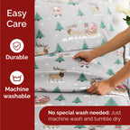 Komplet pościeli King Christmas Tree - Świąteczny wzór Xmas na lnie - Głębokie kieszenie - Dopasowany krój - 4 części - Bez zagnieceń - Wygodna i chłodząca świąteczna pościel zimowa - Łatwa w pielęgnacji - Przyjazna dzieciom