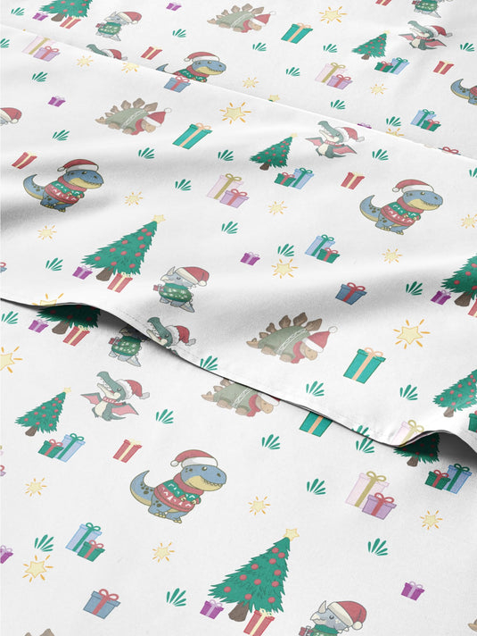 Queen Christmas Tree Sheet Set - Holiday Xmas Pattern Linen Set - Deep Pockets - Snug Fit - 4 Piece - Wrinkle Free - Comfy & Cooling Festive Winter Bedding - Easy To Care For - Kid Friendly