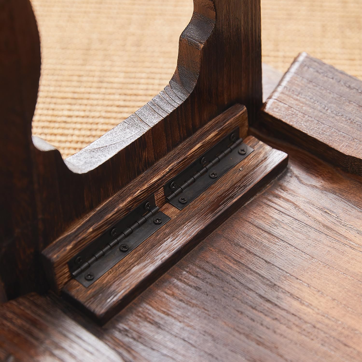 Japanese Floor Table, Small Coffee & Tea Table, Altar for Meditation, Low Table for Sitting on Floor, Wood Bed Tray With Foldable Legs, Laptop Desk