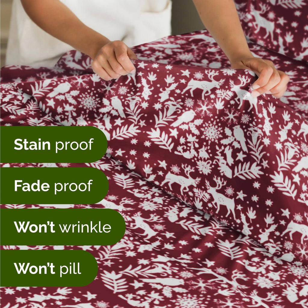 Komplet pościeli King Christmas Tree - Świąteczny wzór Xmas na lnie - Głębokie kieszenie - Dopasowany krój - 4 części - Bez zagnieceń - Wygodna i chłodząca świąteczna pościel zimowa - Łatwa w pielęgnacji - Przyjazna dzieciom