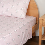 Zestaw pościeli Berkshire Blanket Peanuts® dla dzieci, rozmiar pełny - 4 części, Peanuts® mini pozy i łapy szare, urocze postacie Snoopy nadrukowane na miękkich mikrofibrowych prześcieradłach