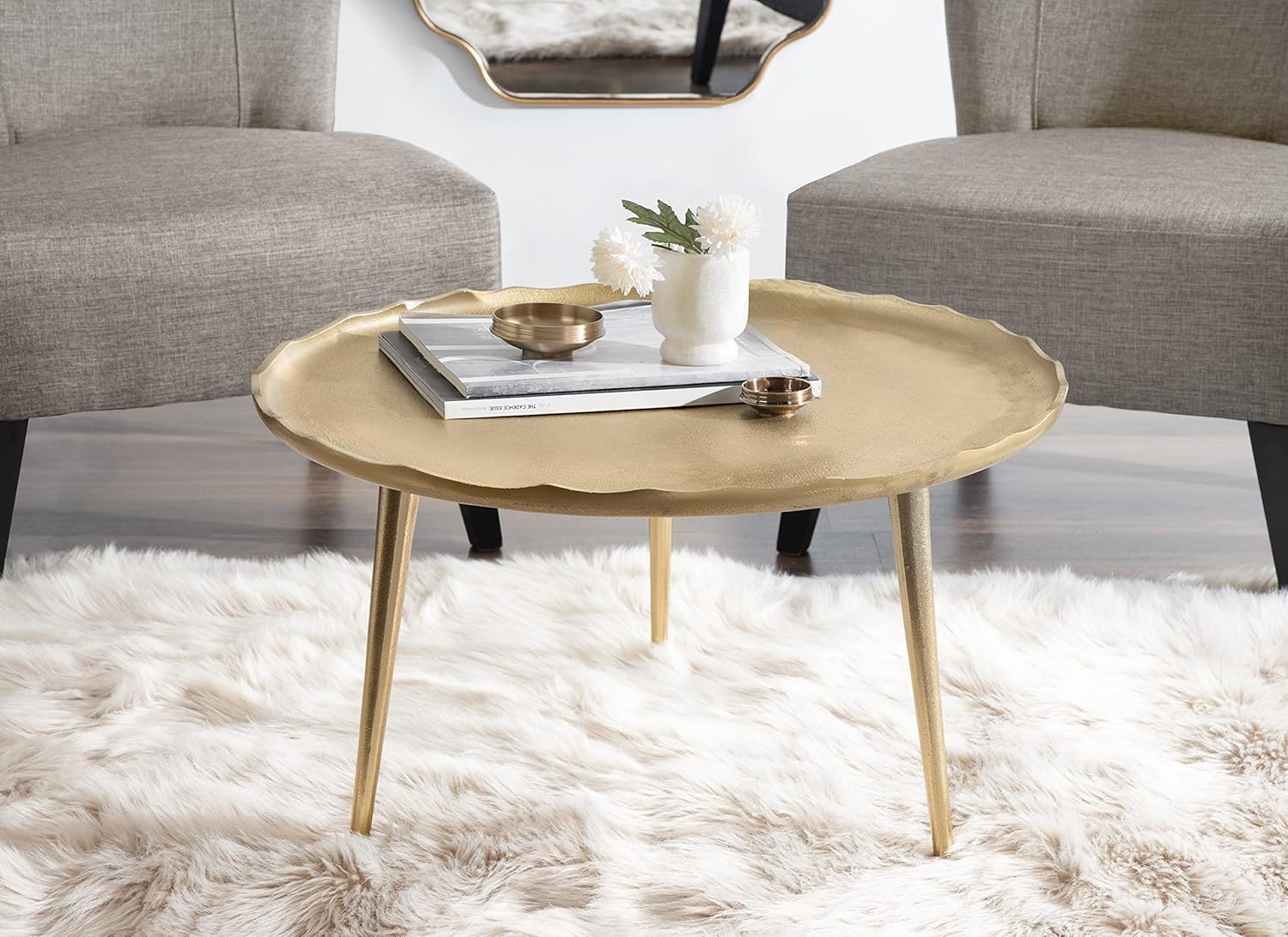 Kate and Laurel Alessia Modern Coffee Table, 25 x 25 x 15, Gold, Metal Coffee Table with Antique Detailing for Storage and Display