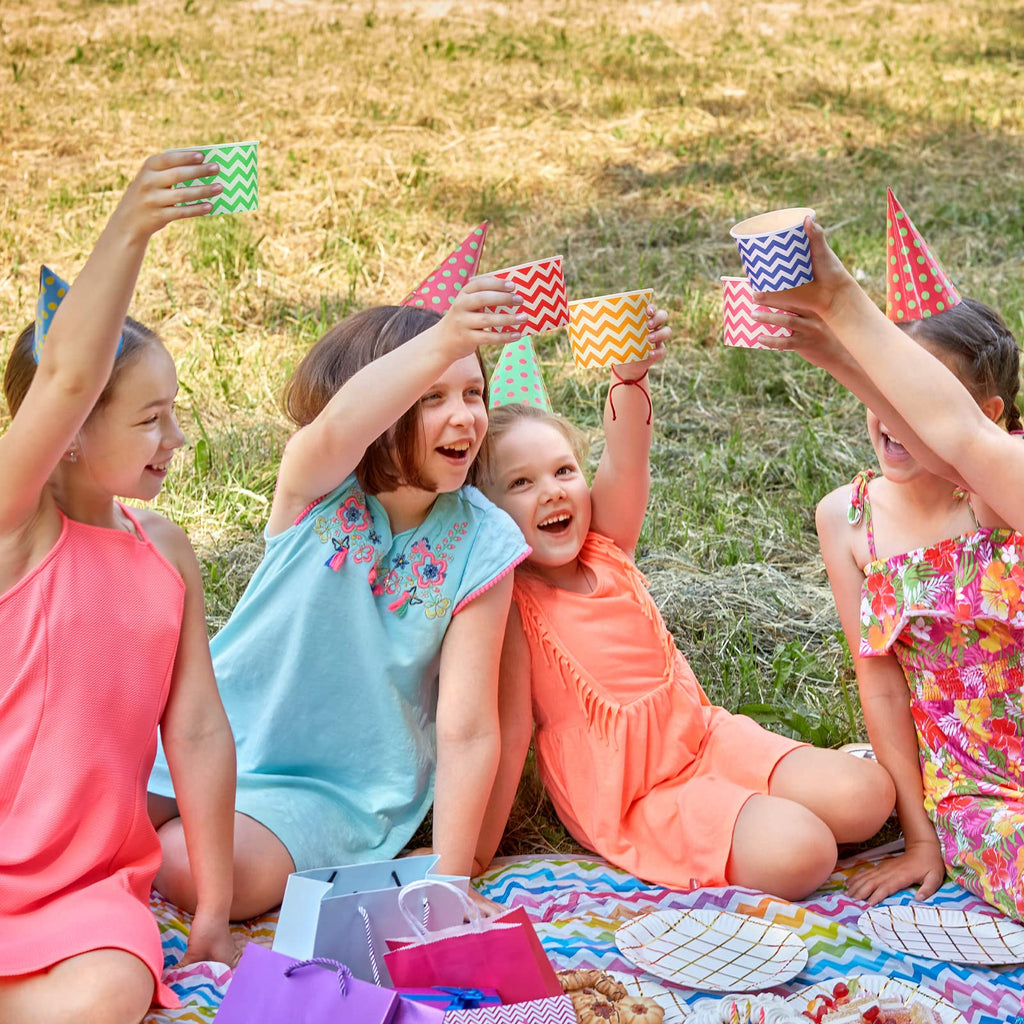 500 Pack Paper Ice Cream Cups 8 oz Ice Cream Sundae Cups Bulk Disposable Dessert Bowls Treat Snack Cups Frozen Yogurt Cup for Hot or Cold Food Soup Fruits Birthday Bar Party Supplies, 10 Colors