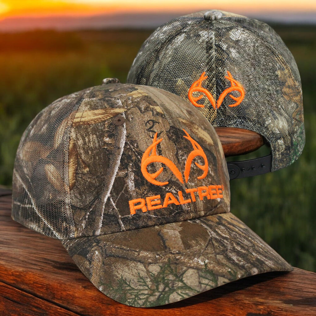 Realtree Edge Blaze Logo Camo Mesh Trucker Cap Hat Snapback svedtransporterende bånd Lav-mellem profil Struktureret forbuet skygge Camouflage kasket