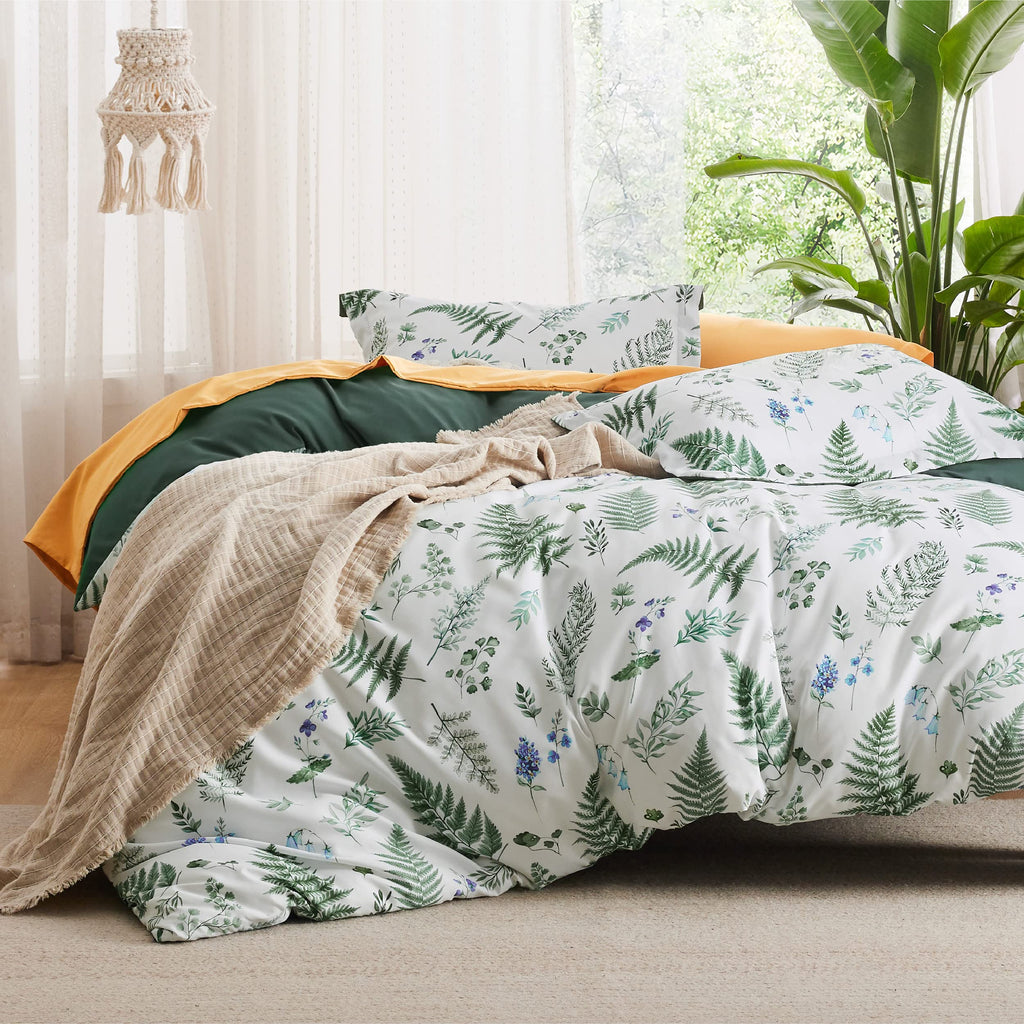 Bedsure Duvet Cover Queen Size - Reversible Floral Duvet Cover Set with Zipper Closure, Green Bedding Set, 3 Pieces, 1 Duvet Cover 90"x90" with 8 Corner Ties and 2 Pillow Shams 20"x26" - Grand Goldman