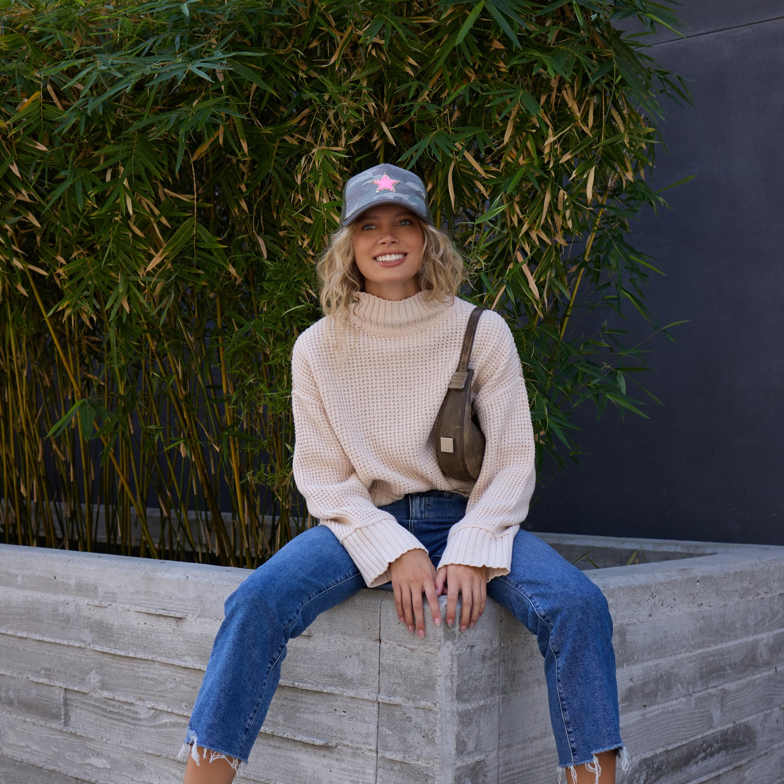 Vintage Havana Camo Trucker Hats Women Neon Pink Star & Gold Glitter Star Underlay | Mesh Adjustable Snapback Hat | Men Women Baseball Cap