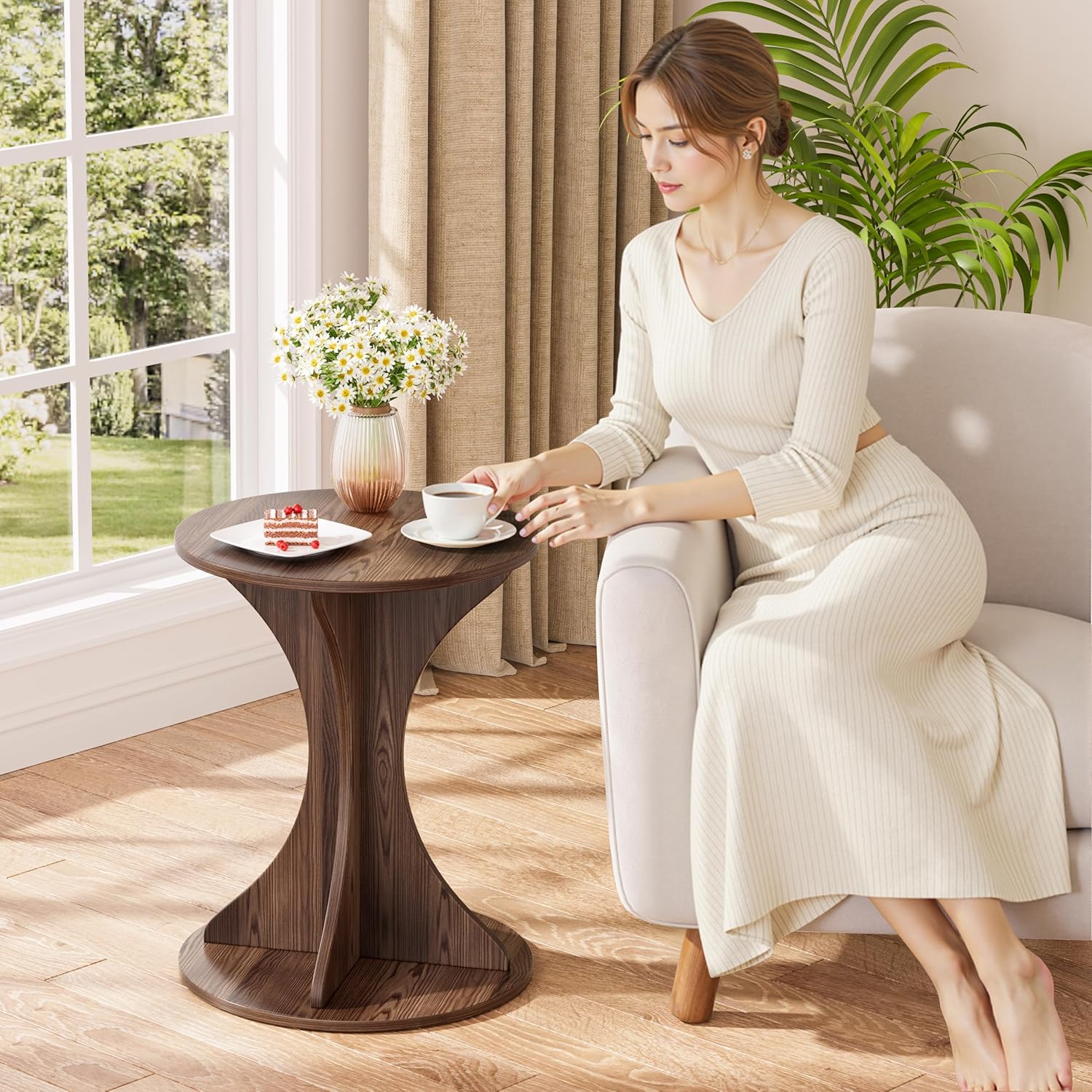 Small Round Side End Table - Wood Accent Coffee Table for Living Room, Modern Circle Nightstand with Pedestal for Small Spaces Bedroom Sofa, Vintage Corner Couch Bedside Table (Rustic Brown)