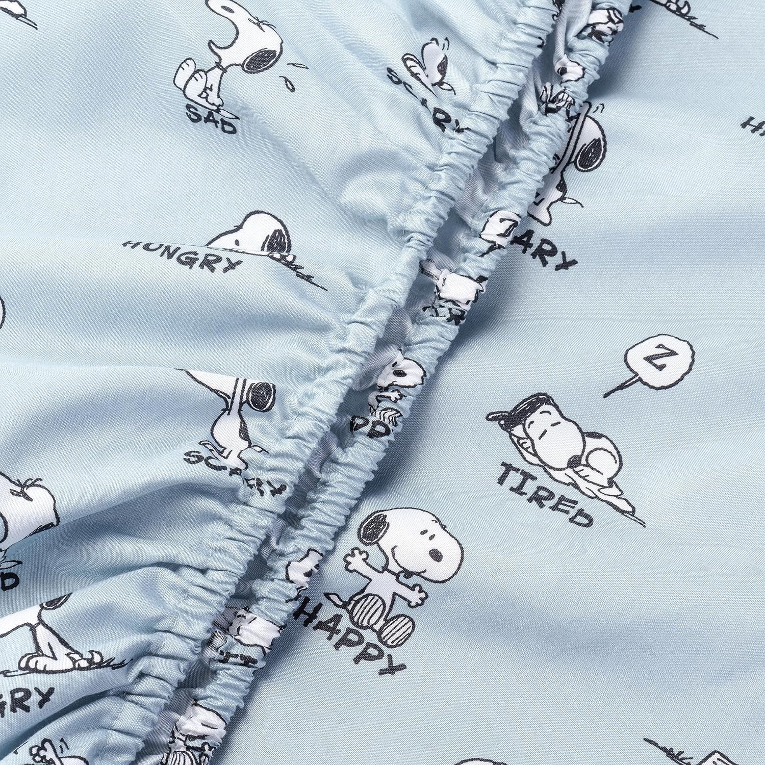 Zestaw pościeli Berkshire Blanket Peanuts® dla dzieci, rozmiar pełny - 4 części, Peanuts® mini pozy i łapy szare, urocze postacie Snoopy nadrukowane na miękkich mikrofibrowych prześcieradłach