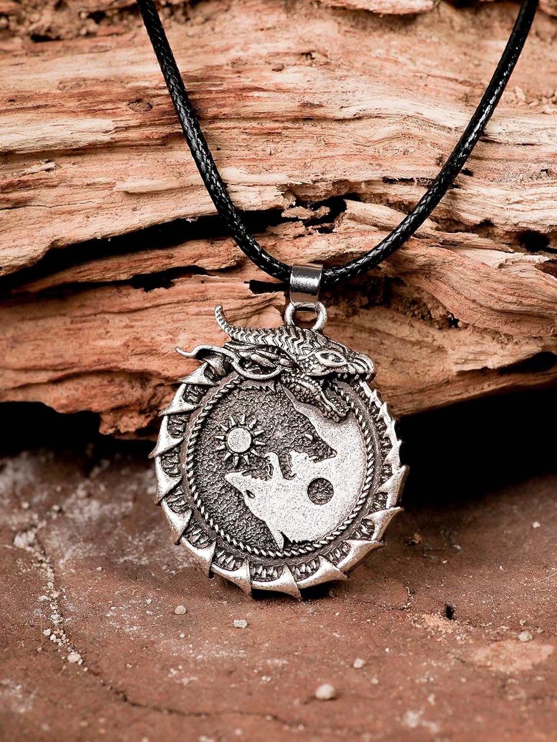 HAQUIL Viking Necklace, Skoll Hati Wolf Pendant, Viking Jewelry Gift for Men and Women