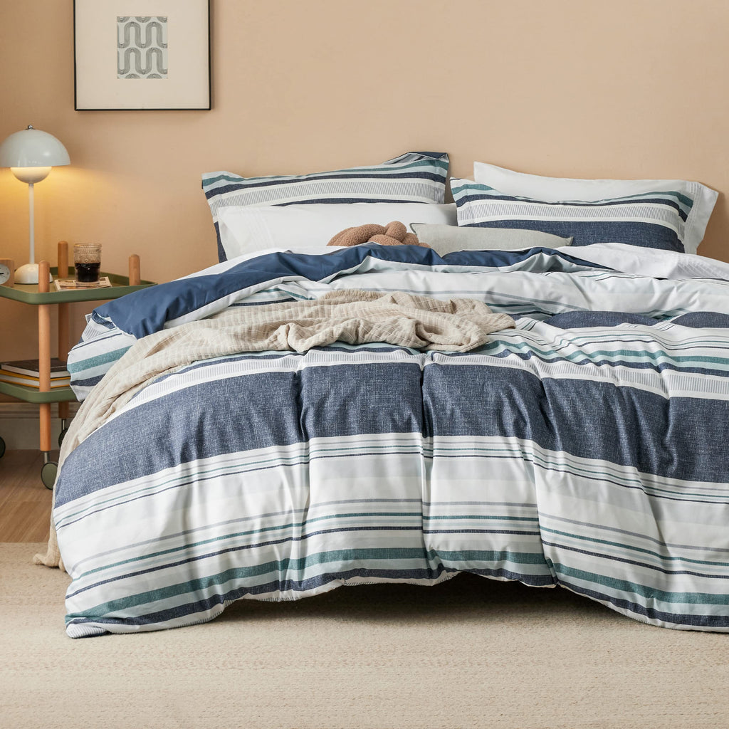Bedsure Duvet Cover Queen Size - Reversible Floral Duvet Cover Set with Zipper Closure, Green Bedding Set, 3 Pieces, 1 Duvet Cover 90"x90" with 8 Corner Ties and 2 Pillow Shams 20"x26" - Grand Goldman