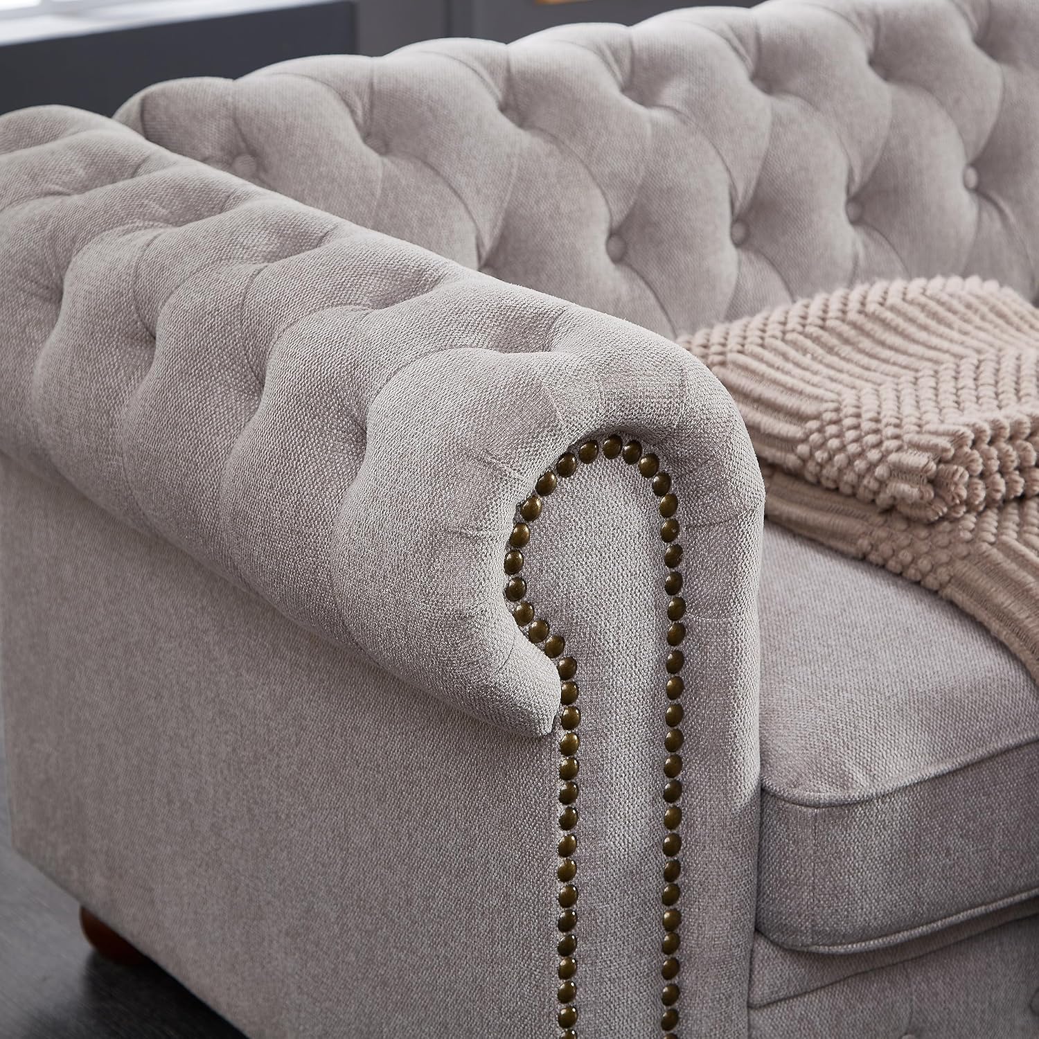 Chesterfield Sofa, 89" Mid Century Modern Loveseat Sofa in Linen Fabric, 3 Seater Couch for Small Spaces, Classic Couch for Bedroom, Living Room and Office, Light Grey