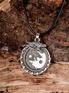HAQUIL Viking Necklace, Skoll Hati Wolf Pendant, Viking Jewelry Gift for Men and Women