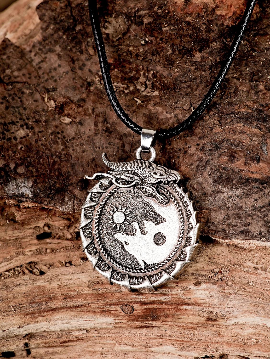 HAQUIL Viking Necklace, Skoll Hati Wolf Pendant, Viking Jewelry Gift for Men and Women