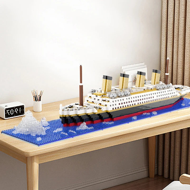 Titanic Model Building Block Set, Titanic Gifts, Titanic Toys with 1860 Pieces Micro Mini Blocks, DIY Bricks Toys for Adults