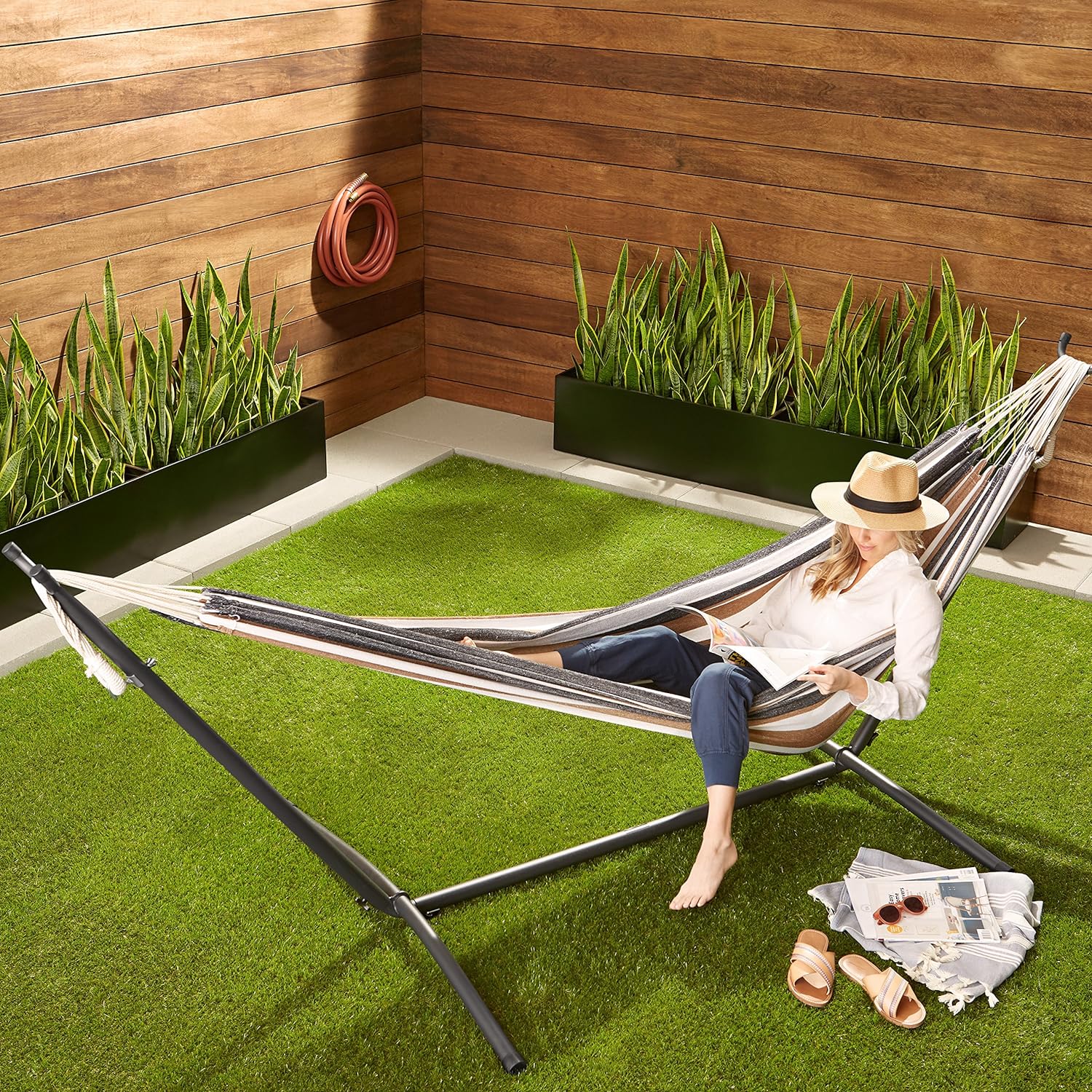 Amazon Basics Double Hammock with 9-Foot Space Saving Steel Stand and Carrying Case, 450 lb Capacity, Sunset Orange, Stripe, 110 x 47 x 43 inches - Grand Goldman