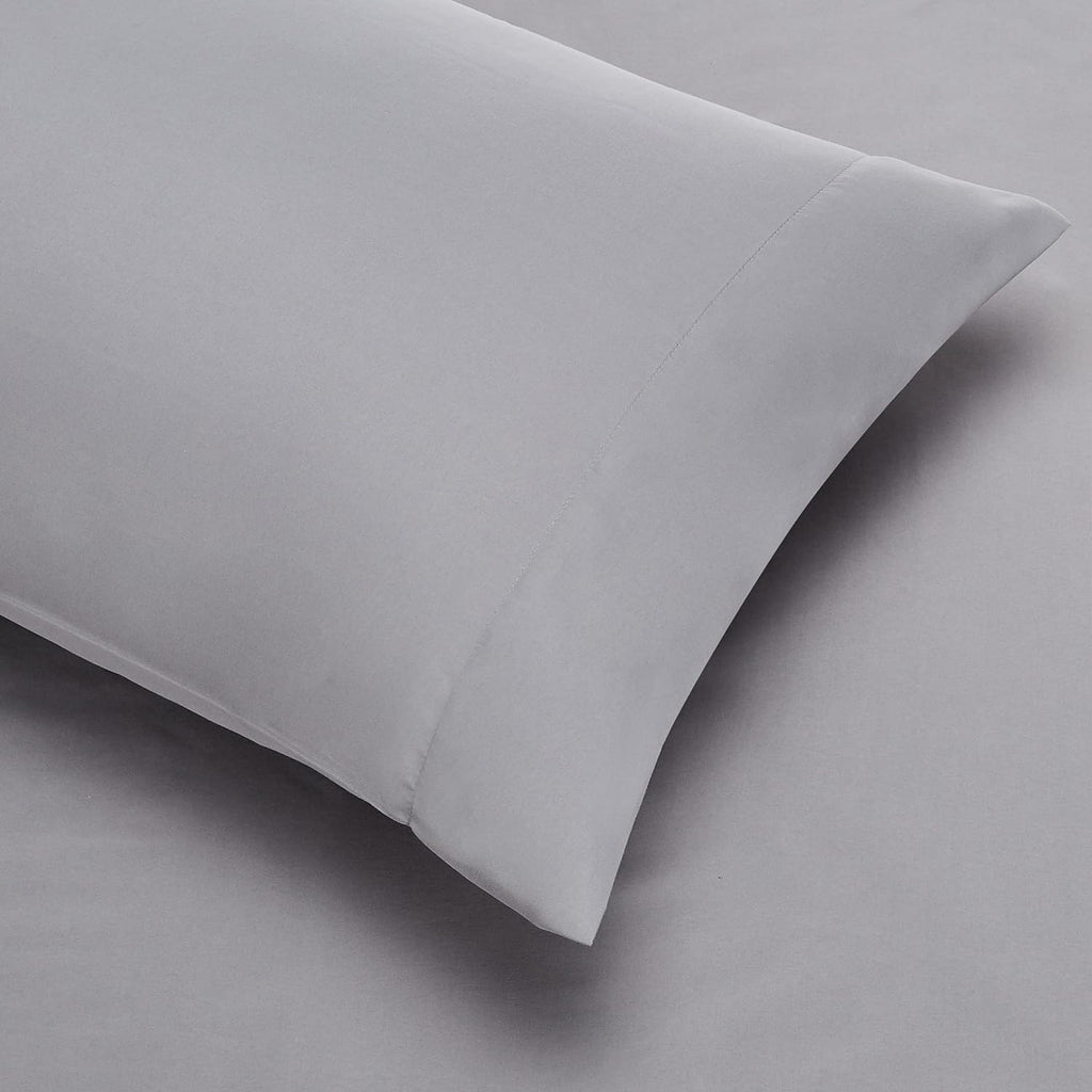 Amazon Basics Full/Queen Comforter Set with Sheets, 5-Piece Gray Calvin Stripe Bedding, Lightweight Microfiber Bed-in-a-Bag - Grand Goldman