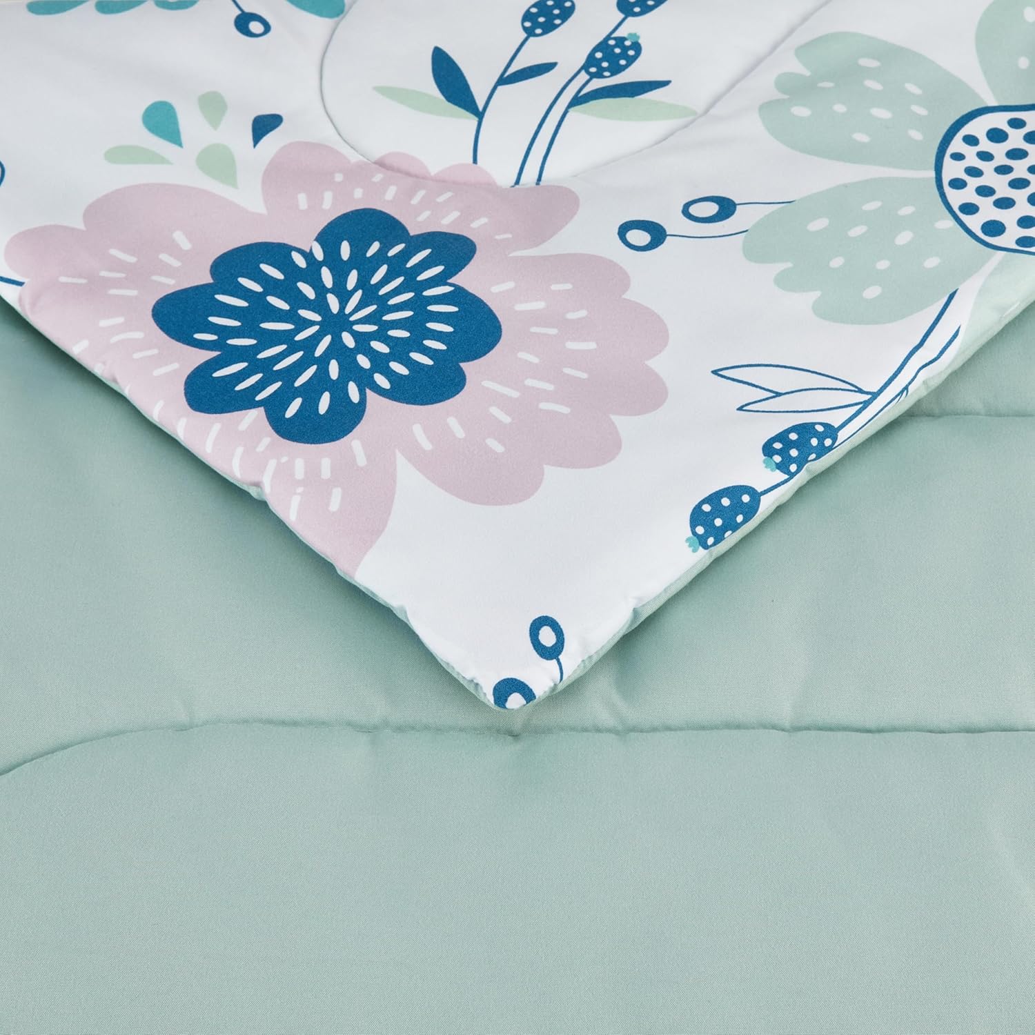 Amazon Basics Kid's Easy Care Microfiber Bed-in-a-Bag 5-Piece Bedding Set, Twin, Butterfly Friends - Grand Goldman