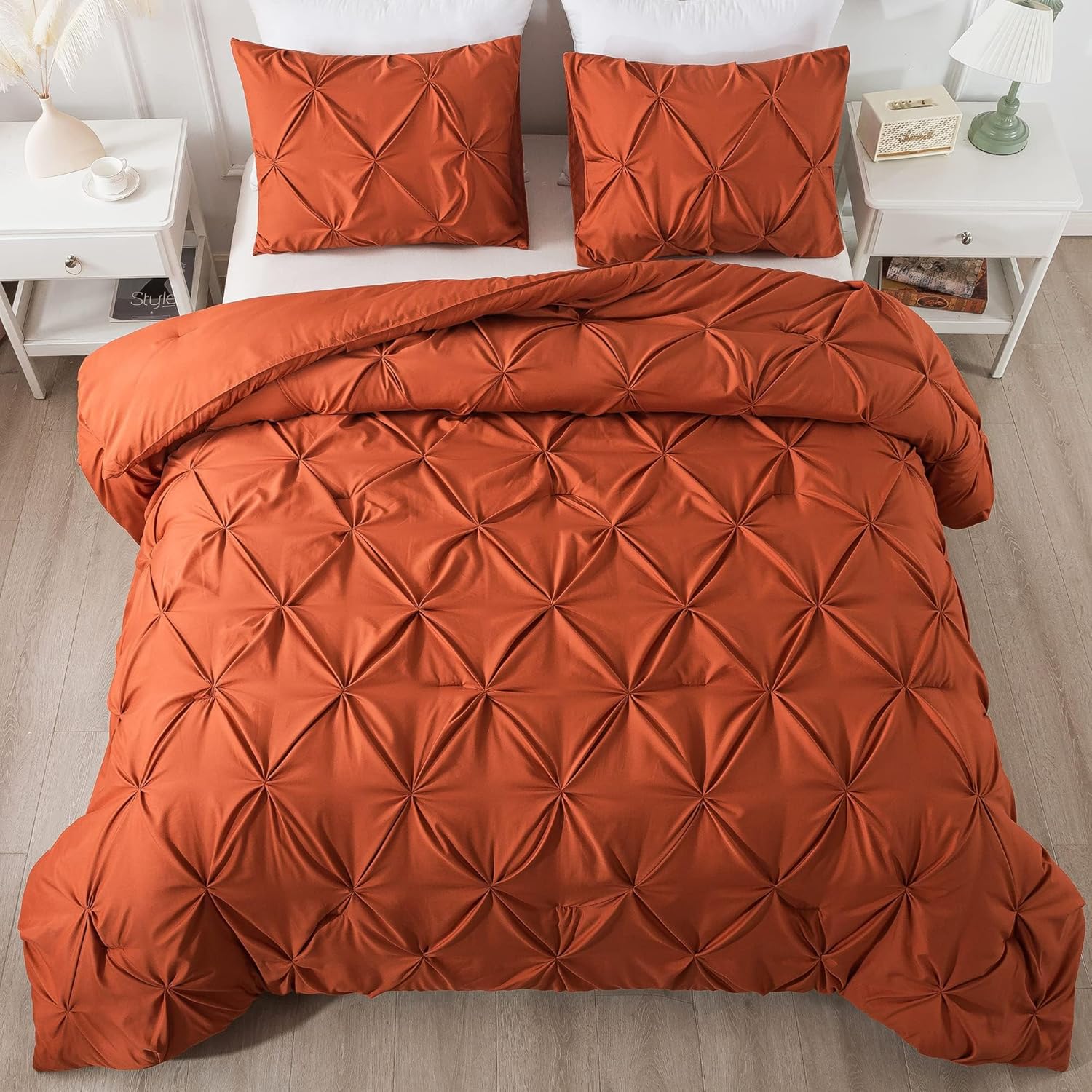 Andency White Full Size Comforter Set (79x90Inch), 3 Pieces Cute Soft Pinch Pleat Bedding Comforters & Sets, All Season Lightweight Fluffy Down Alternative Western Bed Set for Women Men Girls - Grand Goldman