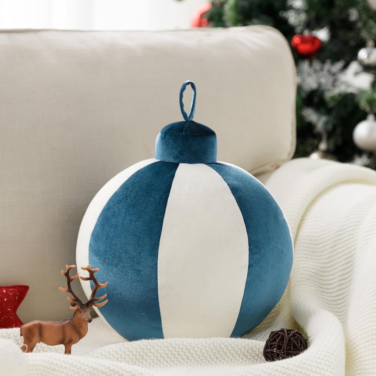 Ashler Christmas Bell Pillow, Round Throw Pillow, Red Christmas Throw Pillows, Bell Christmas Decor Cushion for Couch, Chair, Bed, Bedroom, Living Room, 11x11 Inches - Grand Goldman