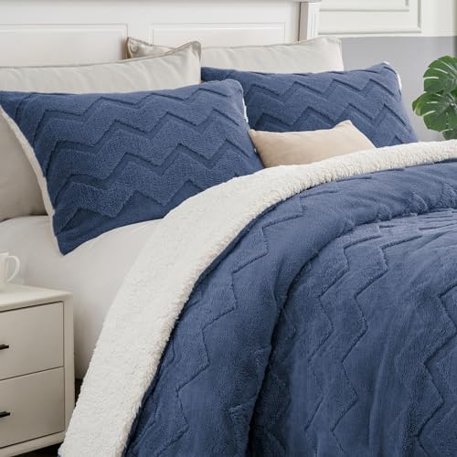 BEDELITE Fluffy Queen Comforter Set - Super Soft Sherpa Grey Comforter for Queen Size Bed, Luxury Warm Bedding Set for Winter, Fuzzy Bed Set 3 Pieces (1 Comforter, 2 Pillowcases) - Grand Goldman